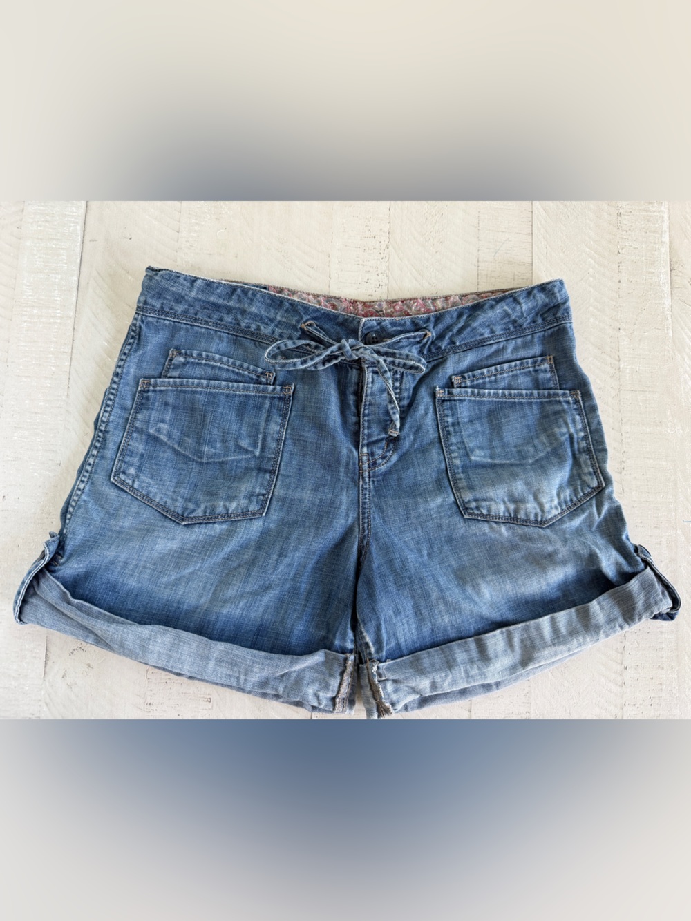 Women’s Vintage Y2K Lucky Brand Roll Up Double Pocket Denim Shorts size 29/8